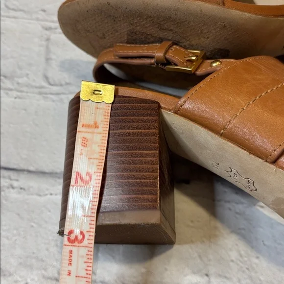 Tory Burch Everly Sandal - Picture 16 of 16